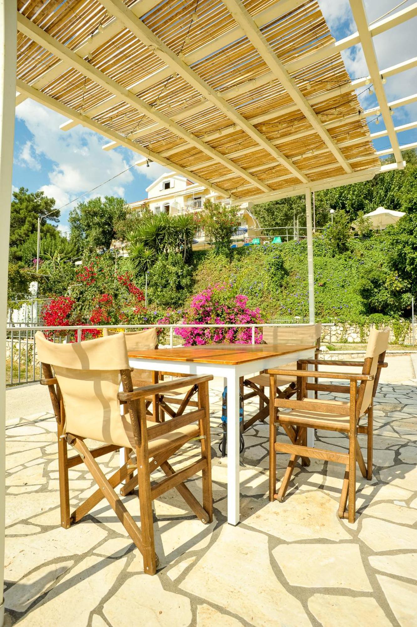 לואורדטה Rosa'S Beach Studios מראה חיצוני תמונה